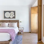 Apartment With *