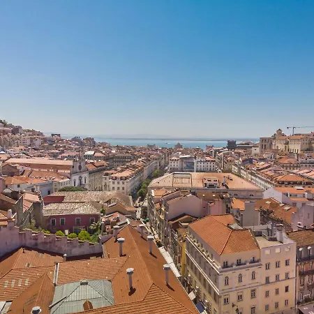 With Лиссабон